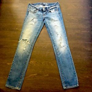American eagle distressed jeans